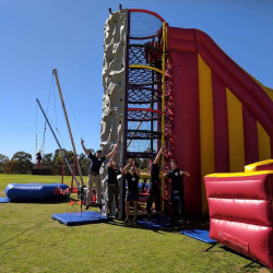 Spider Mountain (2 x Tramps + Slide)